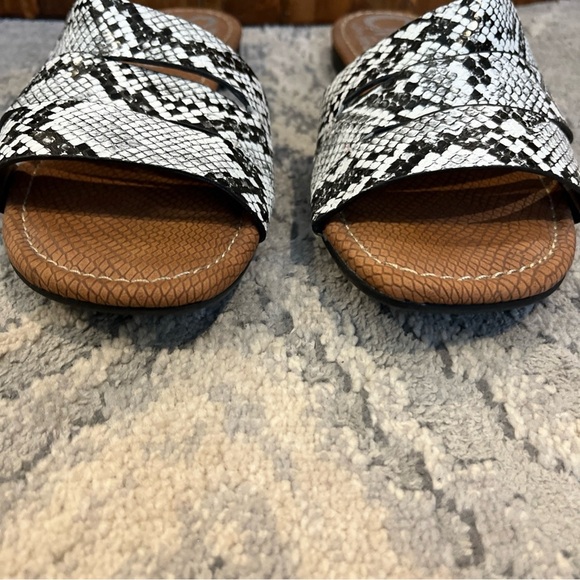 SAM EDELMAN Circus Brianna Snake Print Sandals Size 8 - Picture 2 of 7